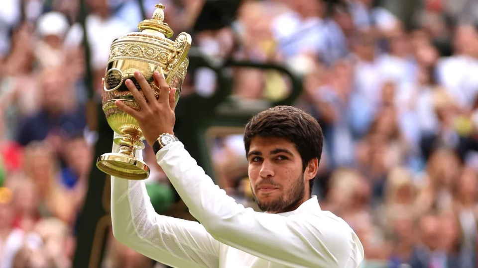 Carlos Alcaraz Stuns Novak Djokovic to Win Wimbledon