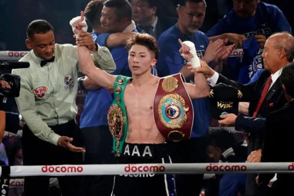 Naoya Inoue TKOs Stephen Fulton to Become Undisputed Super Bantamweight Champion